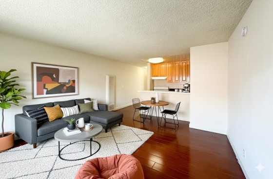 Simple, Private Studio with Kitchen, Parking