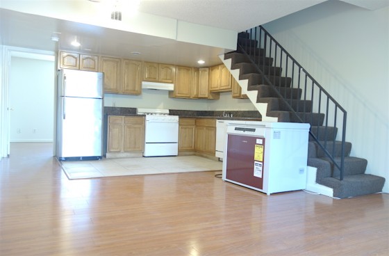 Large Two Story Townhome with Parking
